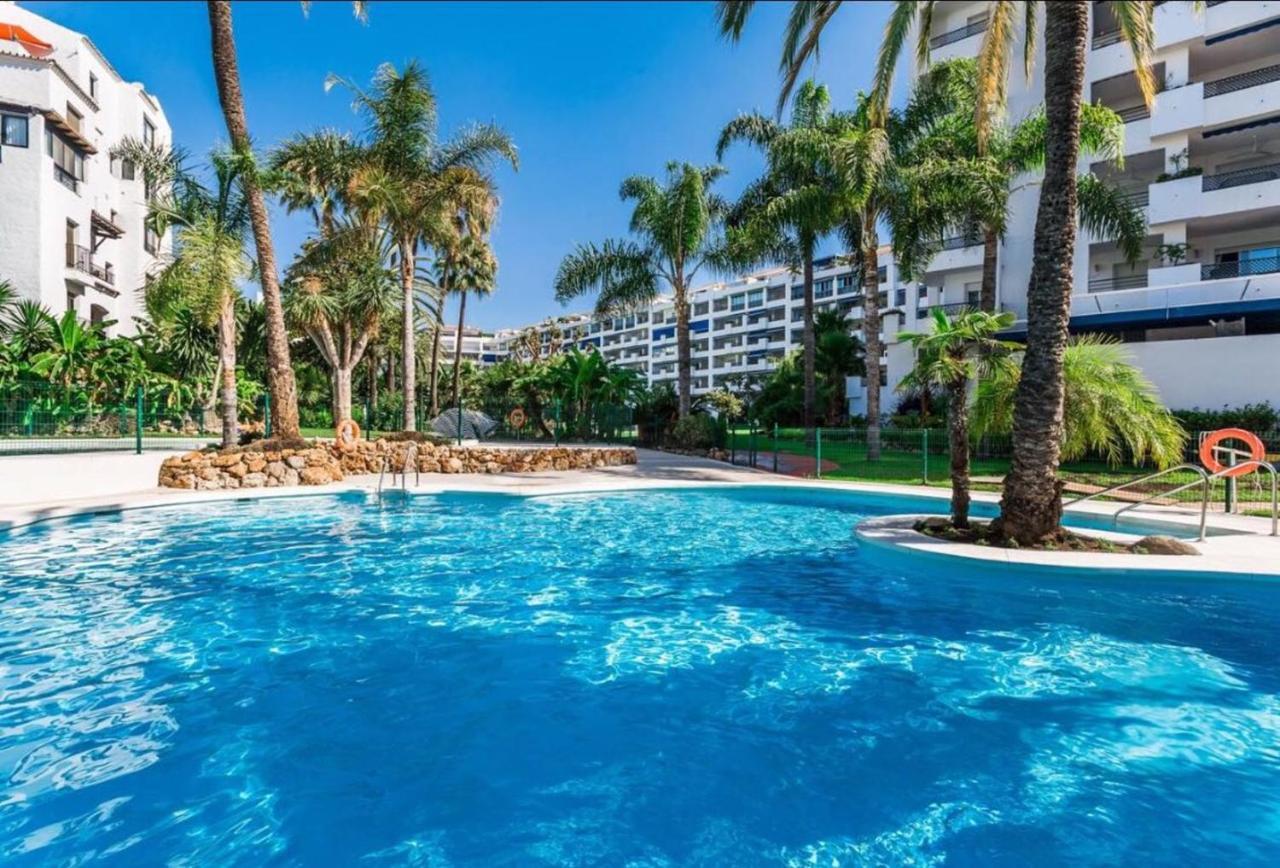 Terrazas de Banus Apartment Marbella Bagian luar foto